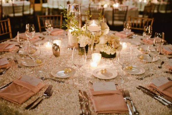 Wedding decor for round tables