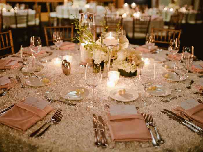 Wedding decor for round tables