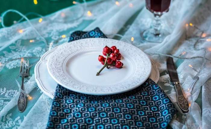 Winter wonderland table decor